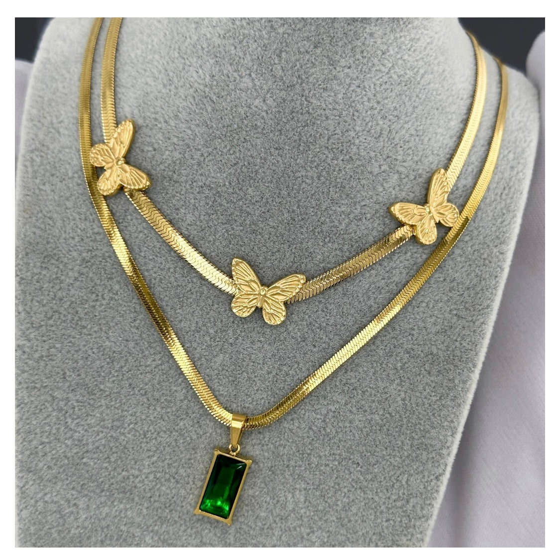 Jade Necklace, INTENSITY