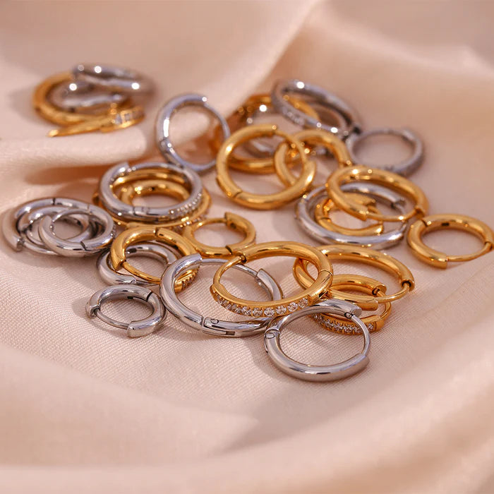 Dainty Circle Hoops